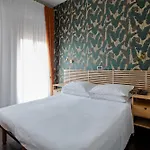Rivamare Szálloda 3*