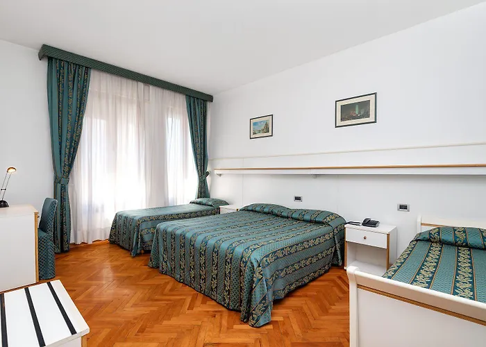Szálloda Rivamare 3*